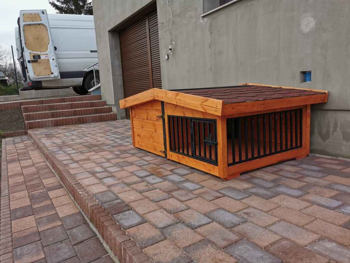 Rex M szigetelt ház