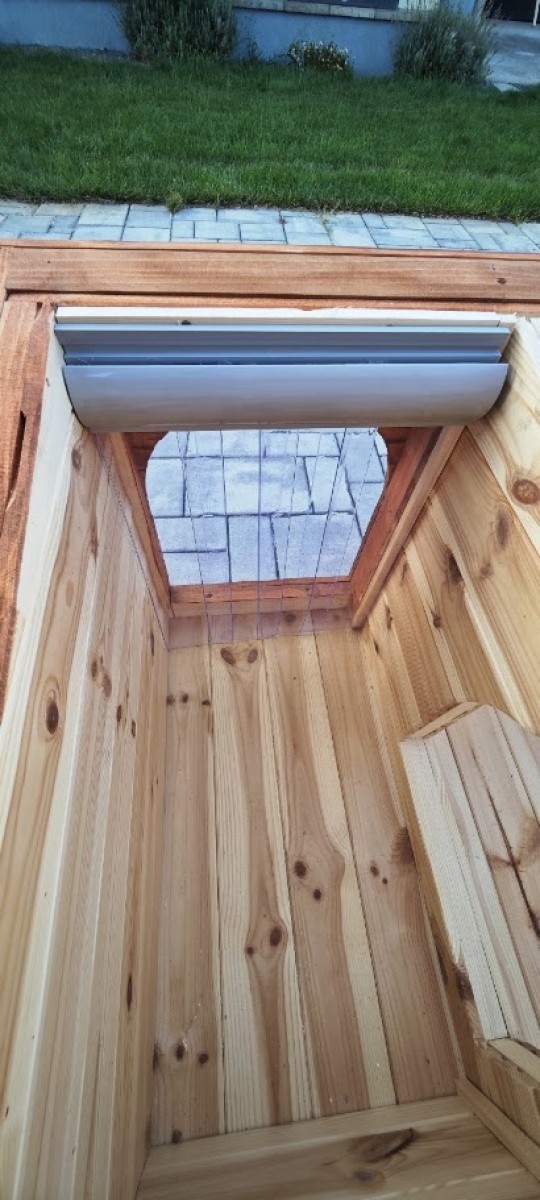Extra hőfüggöny  kutyaház bejáratára – ThermoShield